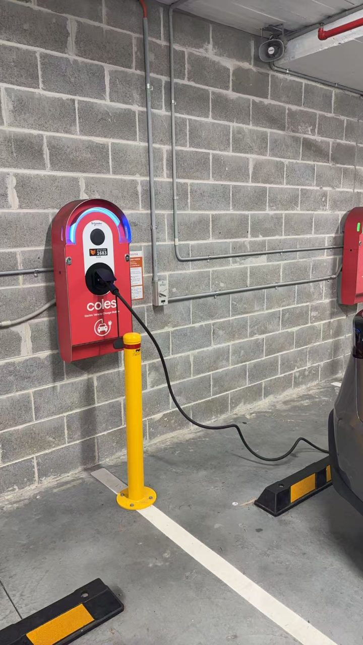 Coles 1 Balfour St, Lindfield, Sydney